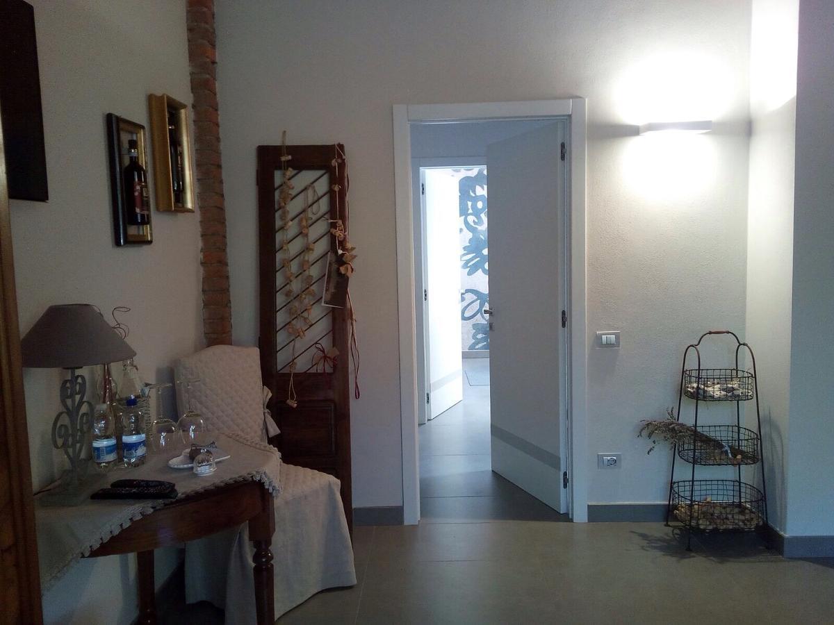 Relais Profumo Di Vino Bed & Breakfast Borgomanero Exterior photo